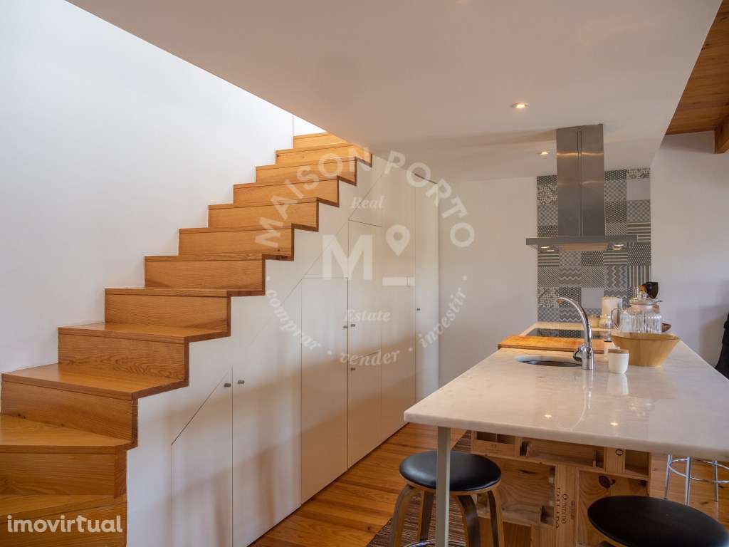 Apartamento T1 Duplex no Centro do Porto - Grande imagem: 4/23