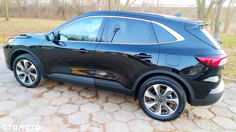 Ford Kuga 2.0 EcoBoost 4x4 Titanium - 16