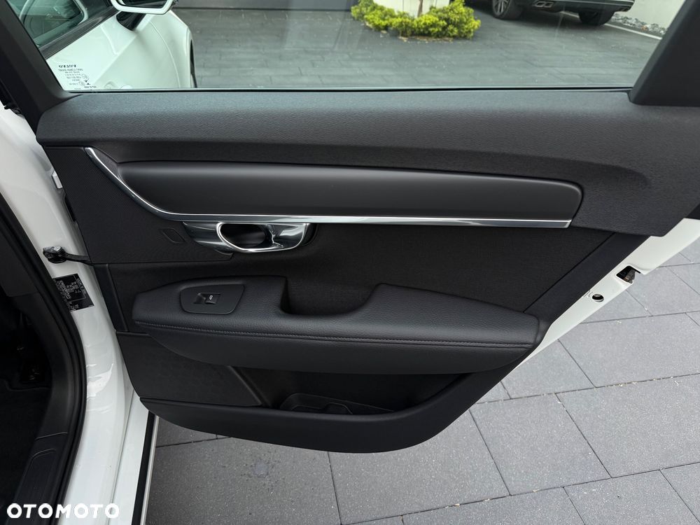 Volvo V90 D4 Geartronic - 32