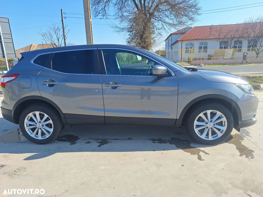 Nissan Qashqai 1.6 DCI Xtronic ACENTA - 4