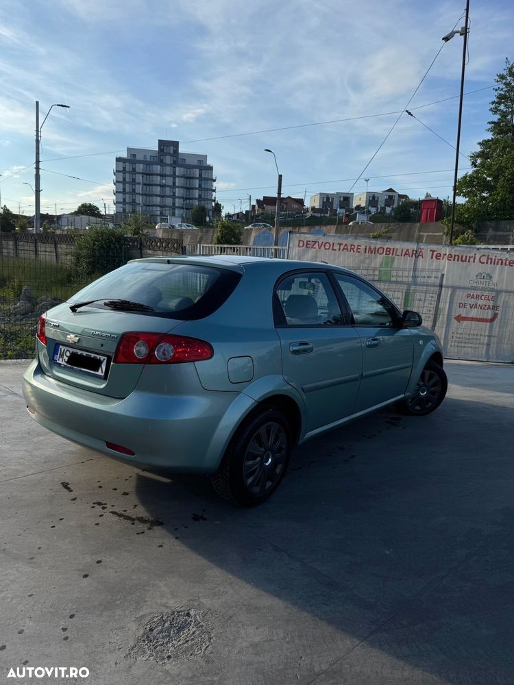 Chevrolet Lacetti - 6