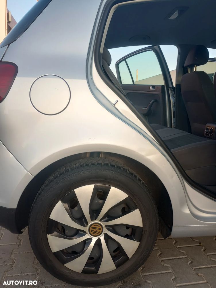 Volkswagen Golf Plus 1.9 TDI Sportline - 29