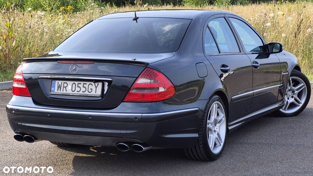Mercedes-Benz Klasa E 55 AMG - 5