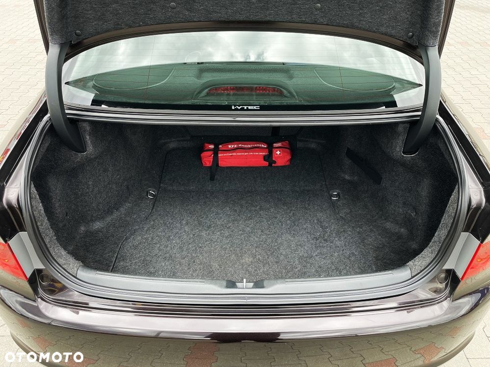 Honda Accord 2.0 i Sport - 19