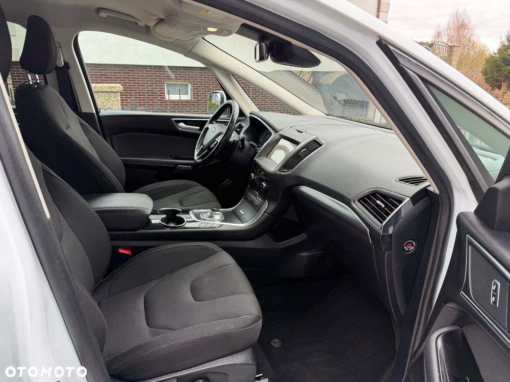 Ford S-Max 2.0 EcoBlue Titanium - 17