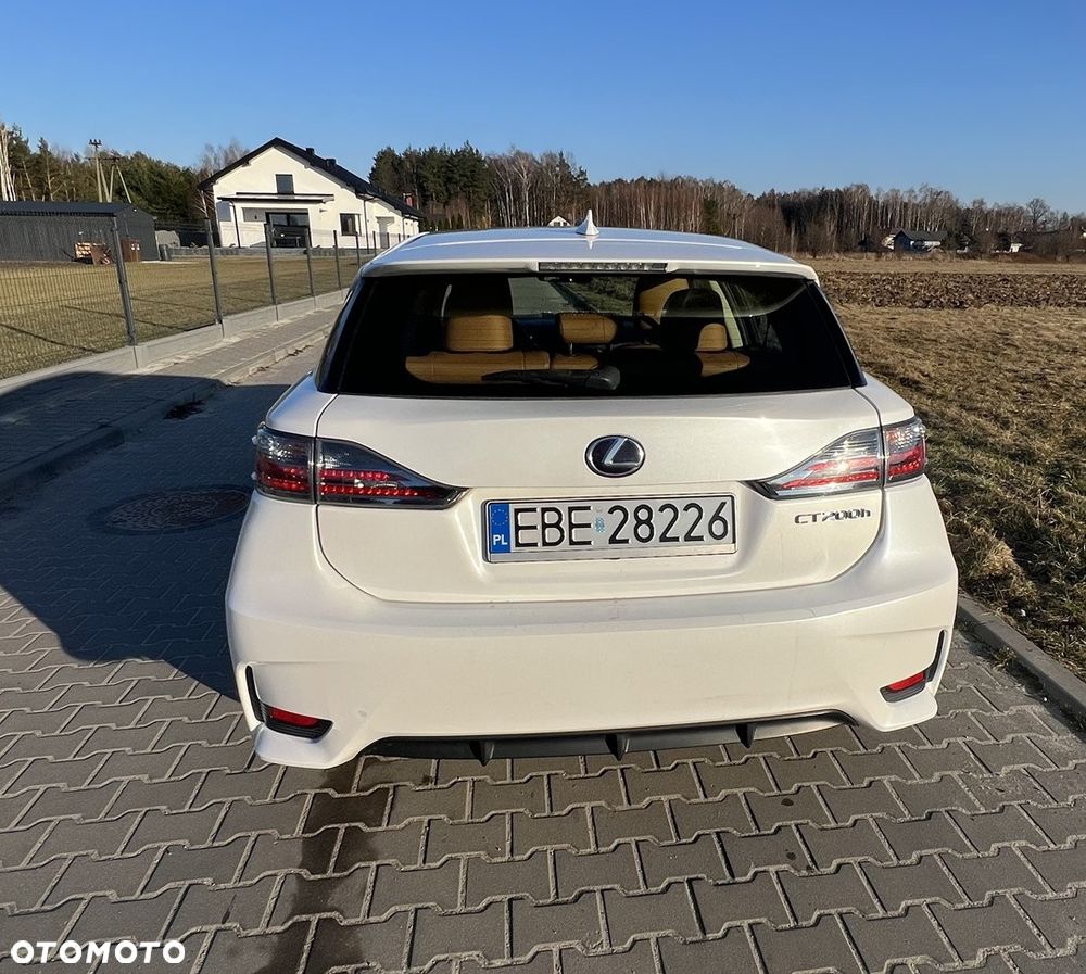 Lexus CT 200h Comfort - 4
