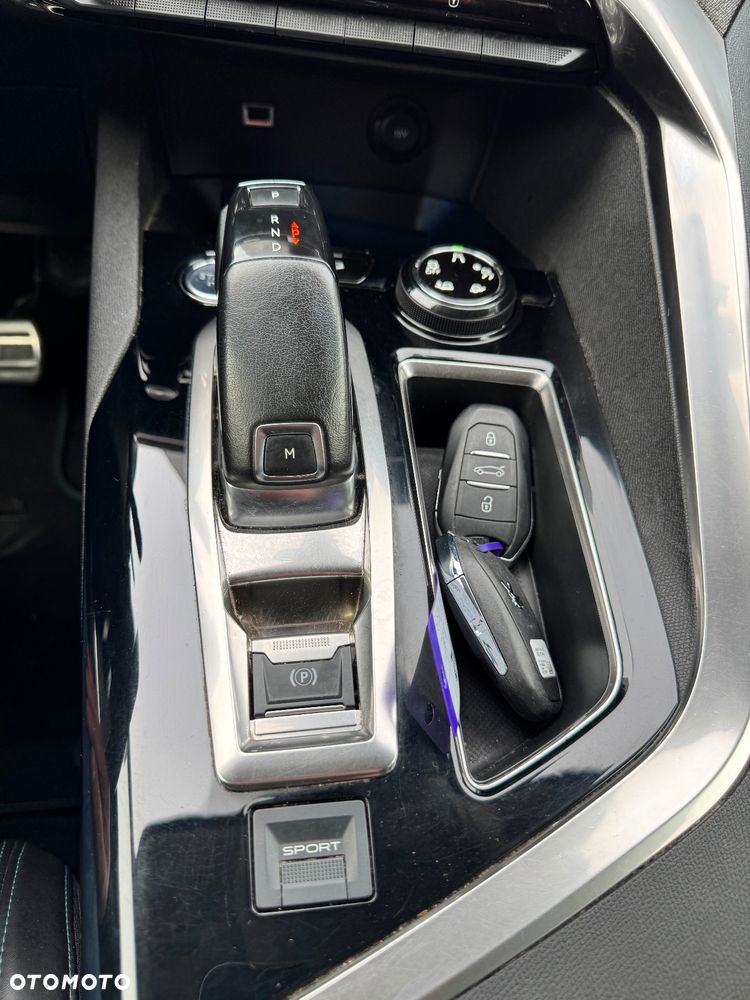 Peugeot 3008 BlueHDi 120 EAT6 Stop & Start Allure - 34