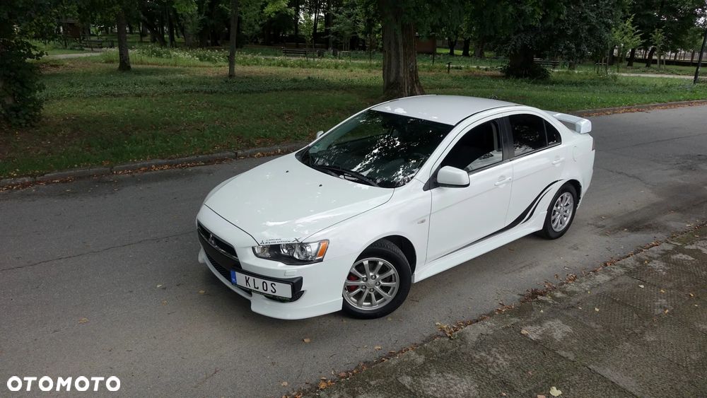 Mitsubishi Lancer 1.6 ClearTec Invite - 1