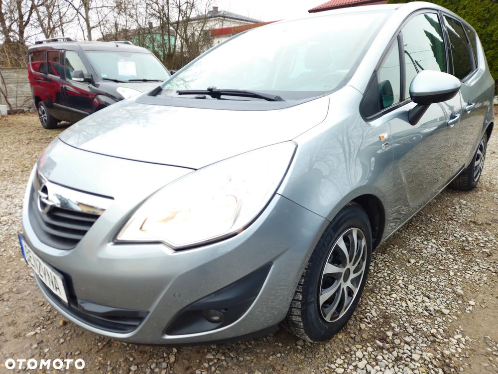 Opel Meriva ver-1-4-design-edition - 1