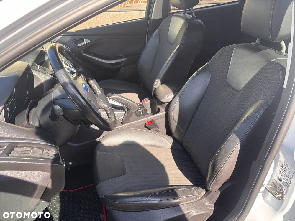 Ford Focus 1.6 EcoBoost Titanium - 8