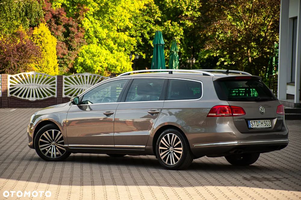 Volkswagen Passat 1.8 TSI Exclusive - 13