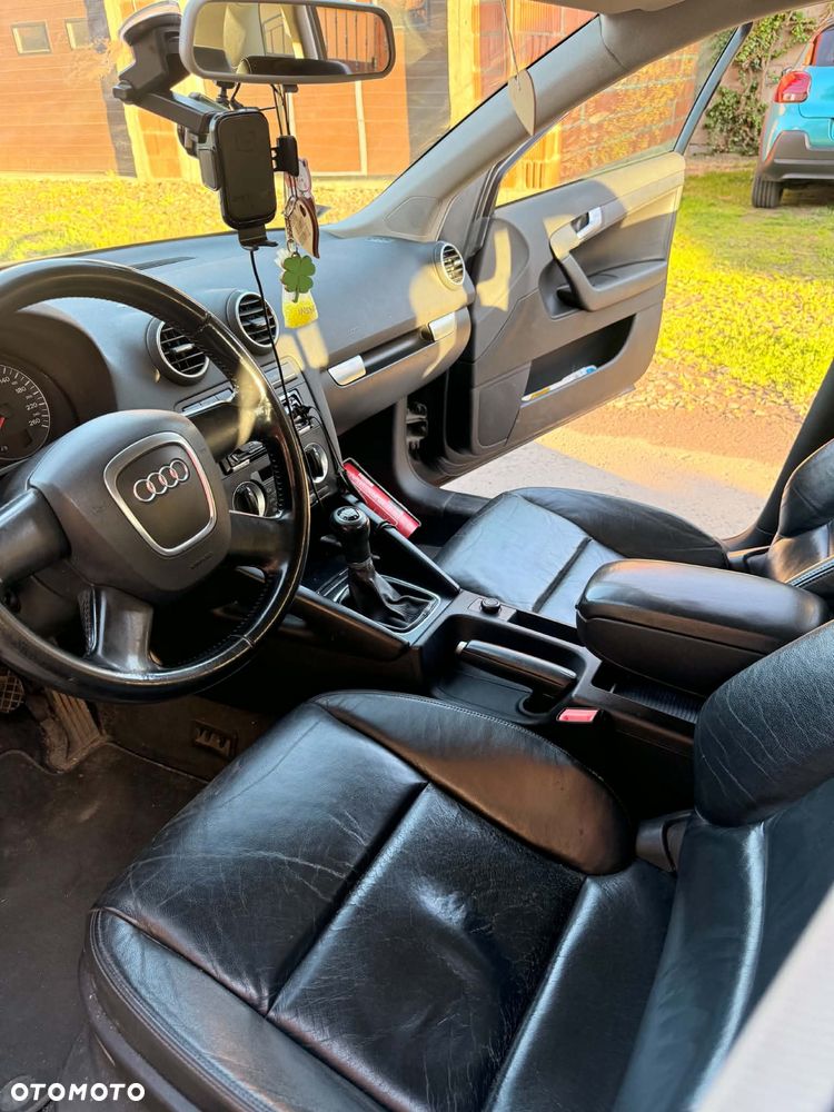 Audi A3 Sportback 1.9 TDI Ambiente - 11