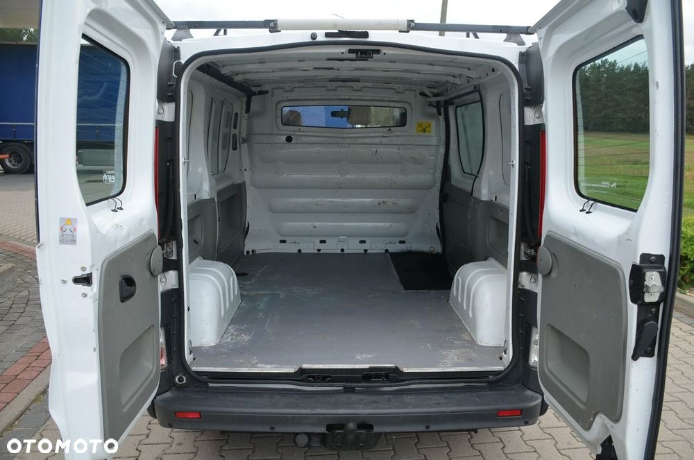 Renault Trafic - 11