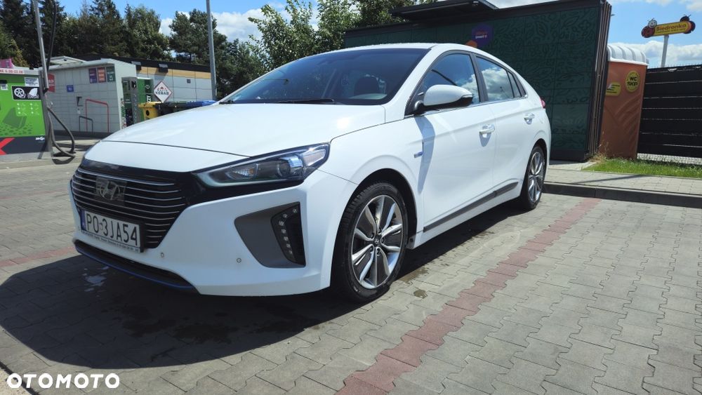 Hyundai IONIQ - 2