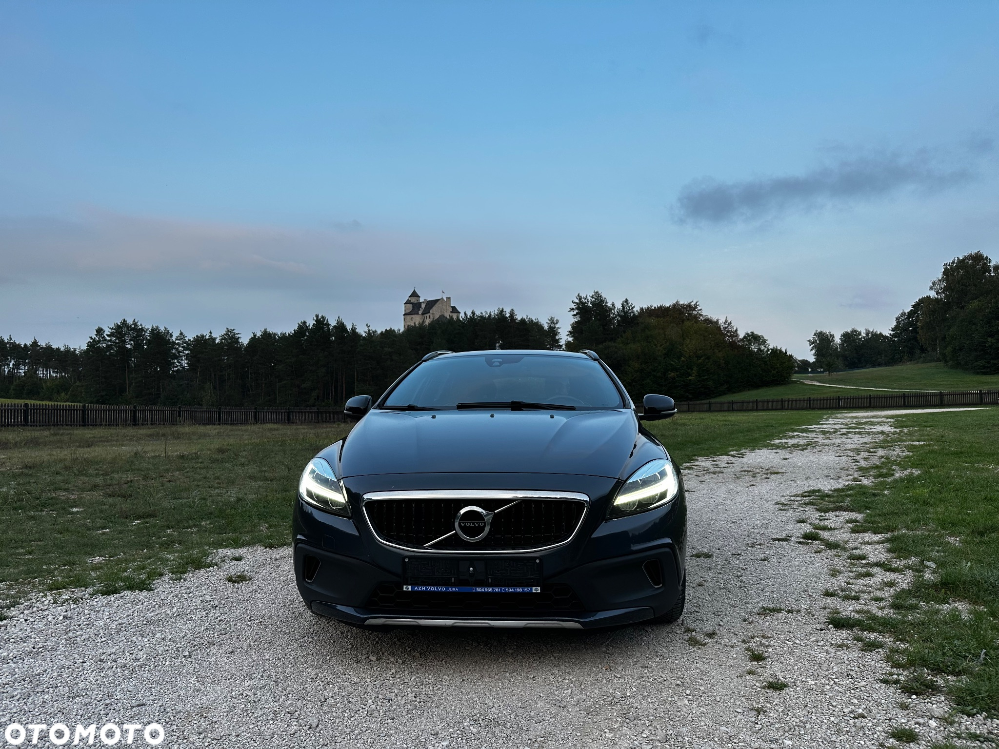 Volvo V40 Cross Country D3 Drive-E Momentum - 5
