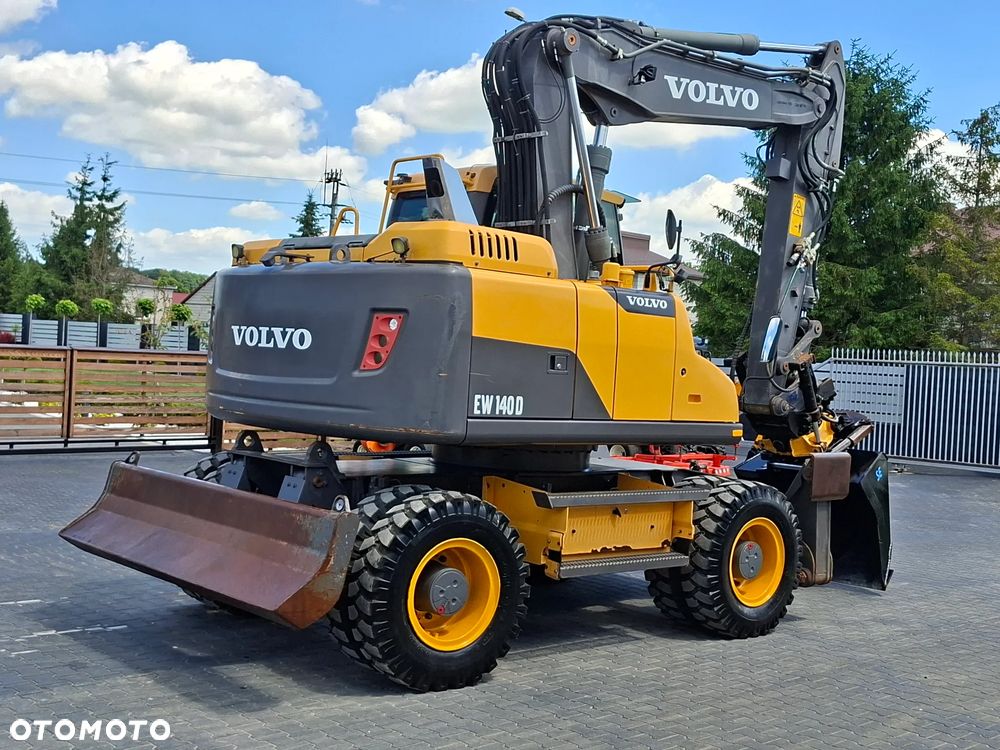 Volvo EW140D ROTOTILT ze szczypcami - 2