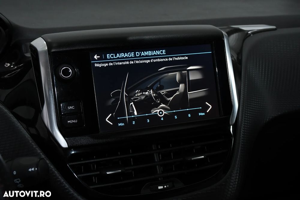 Peugeot 2008 PureTech 110 Stop&Start EAT6 GT-Line Edition - 27