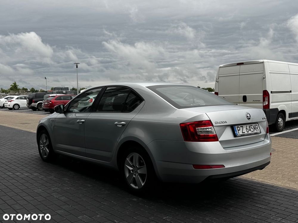 Skoda Octavia 1.4 TSI Ambition - 8