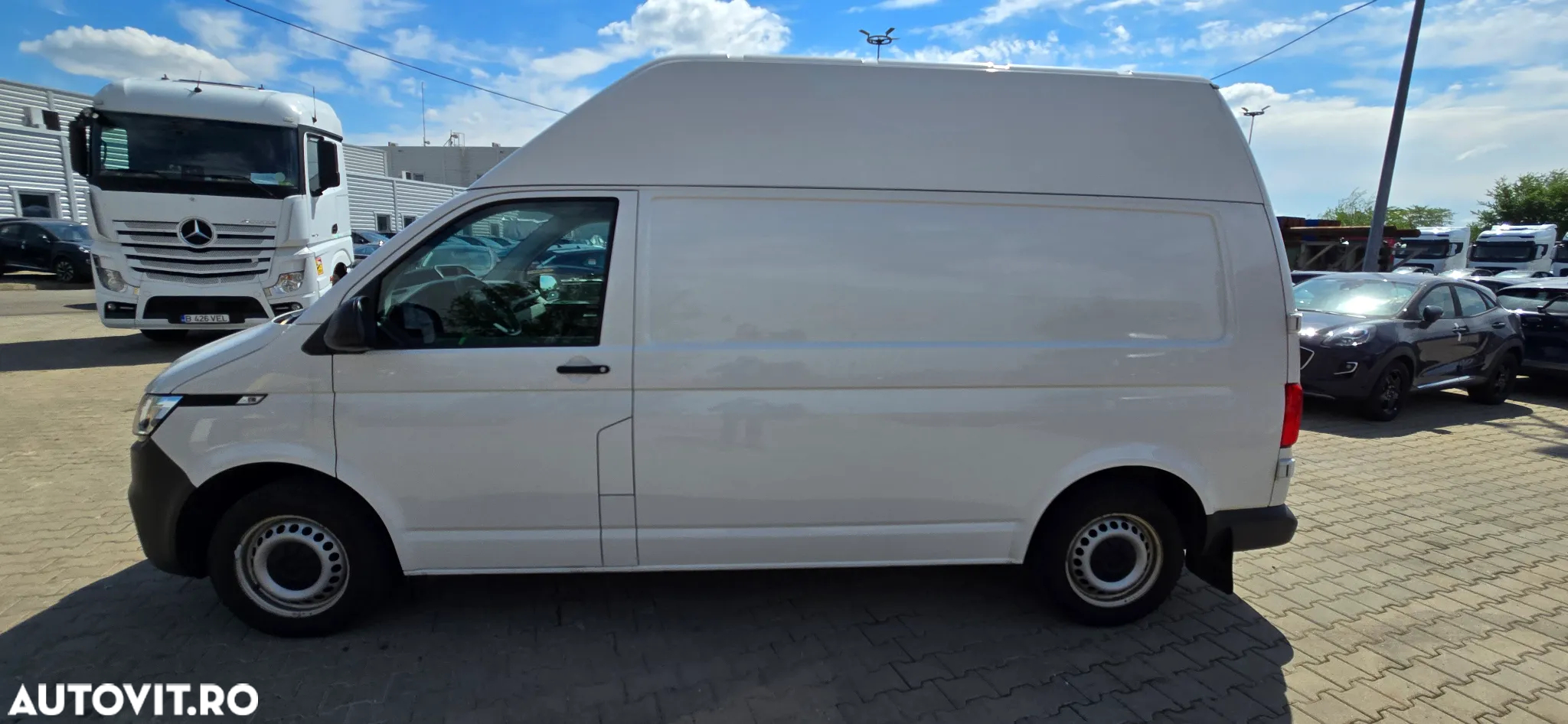 Volkswagen Transporter T6 - 6