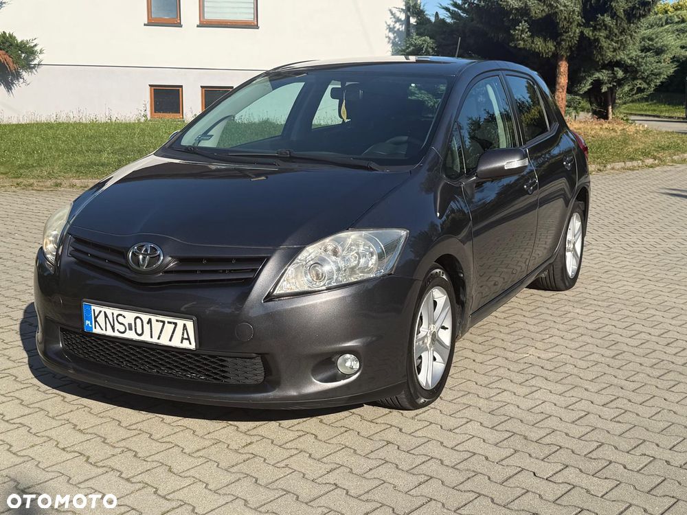 Toyota Auris 1.4 D-4D Luna - 3