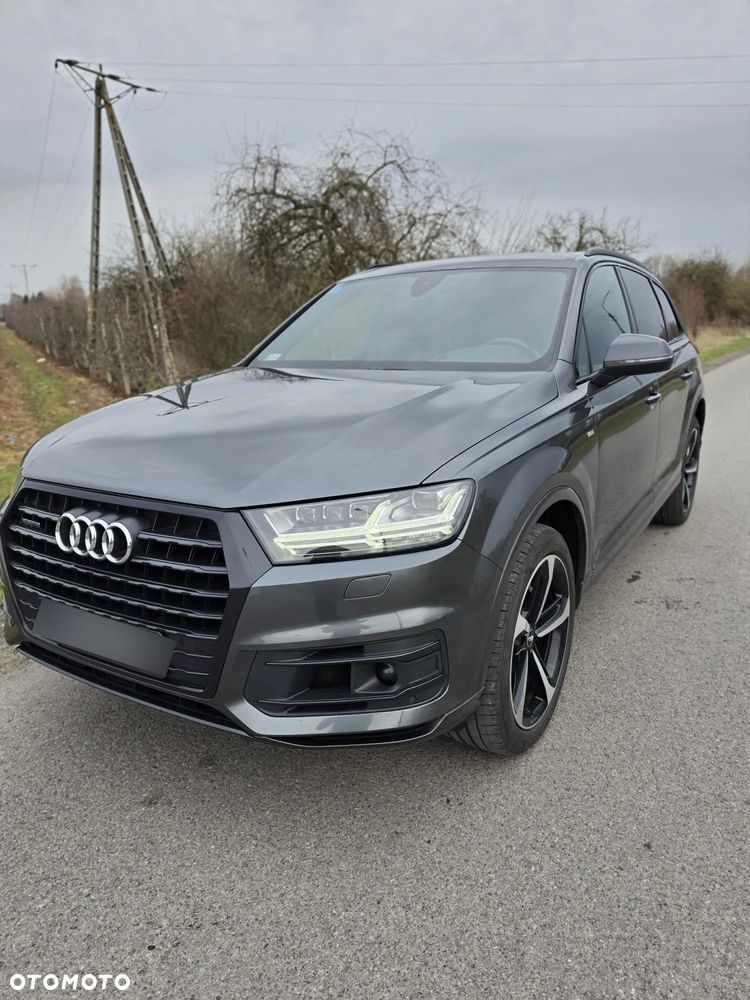 Audi Q7 - 3