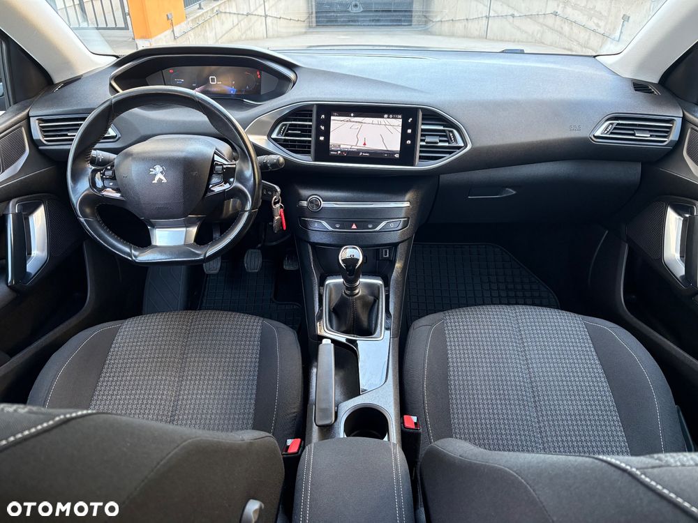 Peugeot 308 1.5 BlueHDi Allure Pack S&S - 12