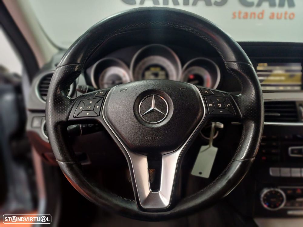 Mercedes-Benz C 200 - 13