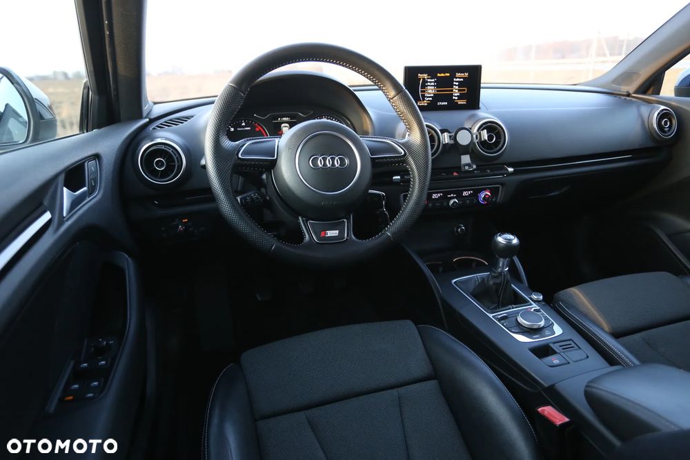 Audi A3 Limousine 2.0 TDI S line Sportpaket - 22