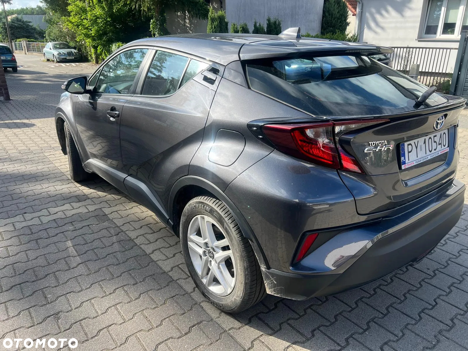Toyota C-HR - 10