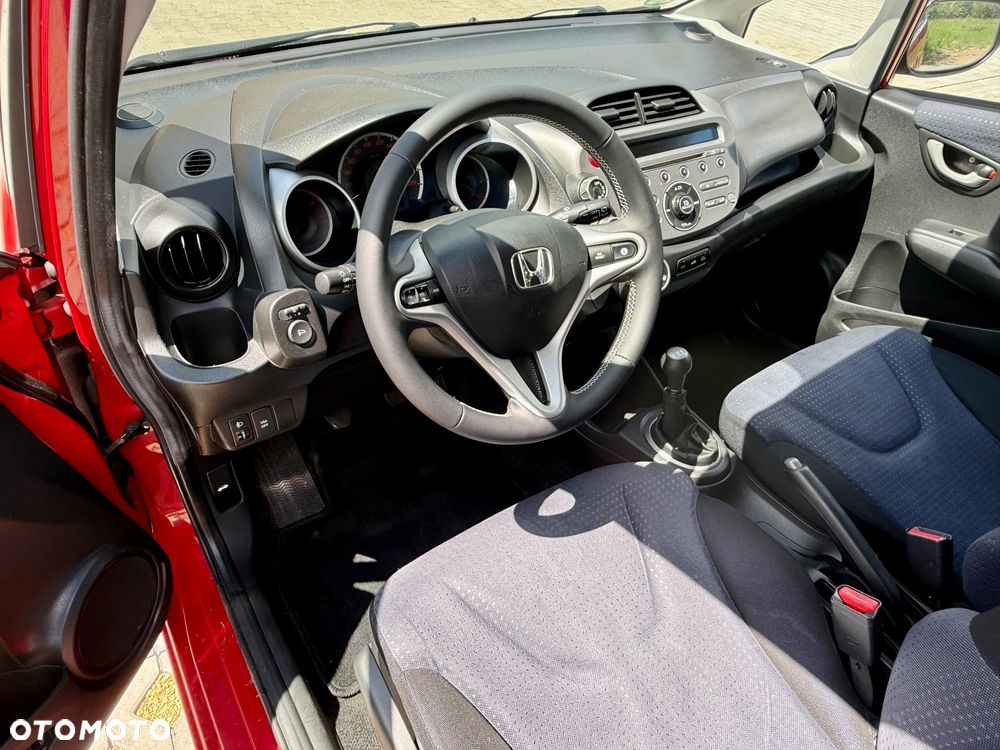 Honda Jazz 1.2 i-VTEC S - 32