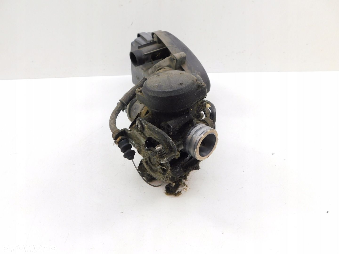 PGO LIGERO 125 GAŹNIK  FILTR POWIETRZA - 3