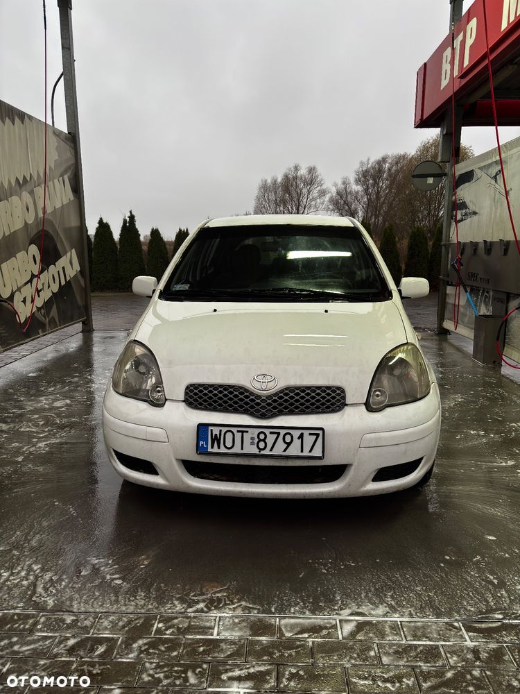 Toyota Yaris 1.3 Luna - 1