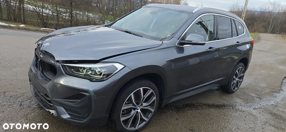 BMW X1 sDrive20d Sport Line - 23