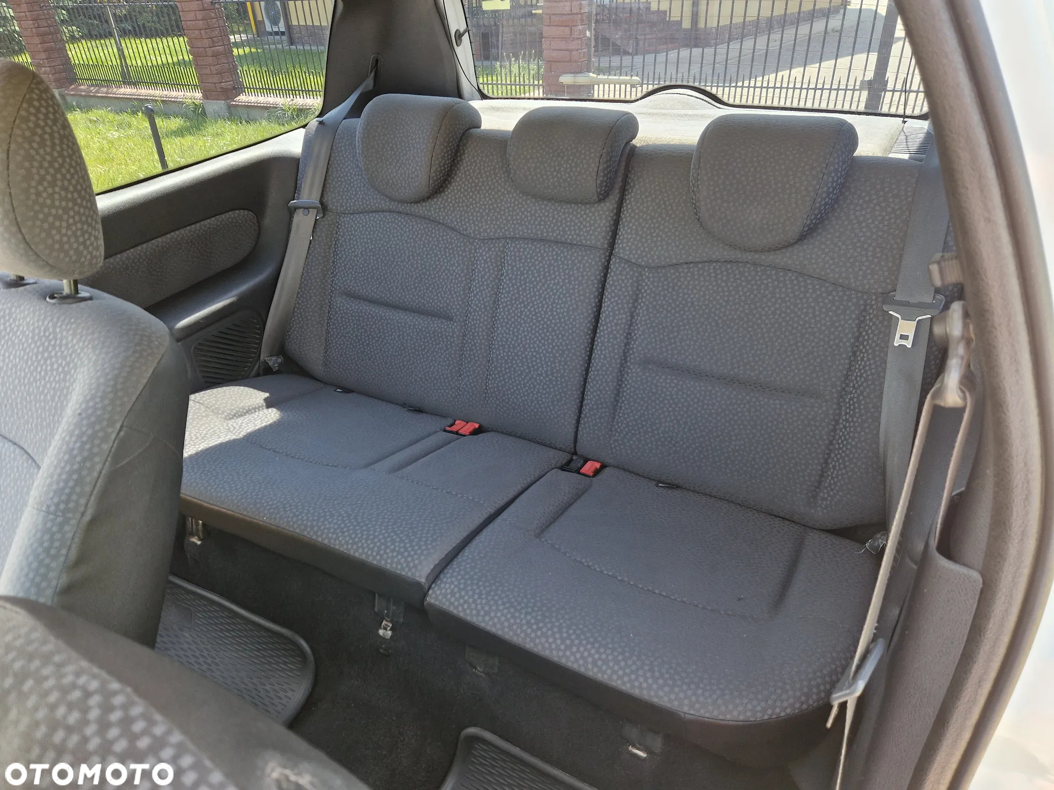 Renault Clio 1.5 dCi Alize - 11