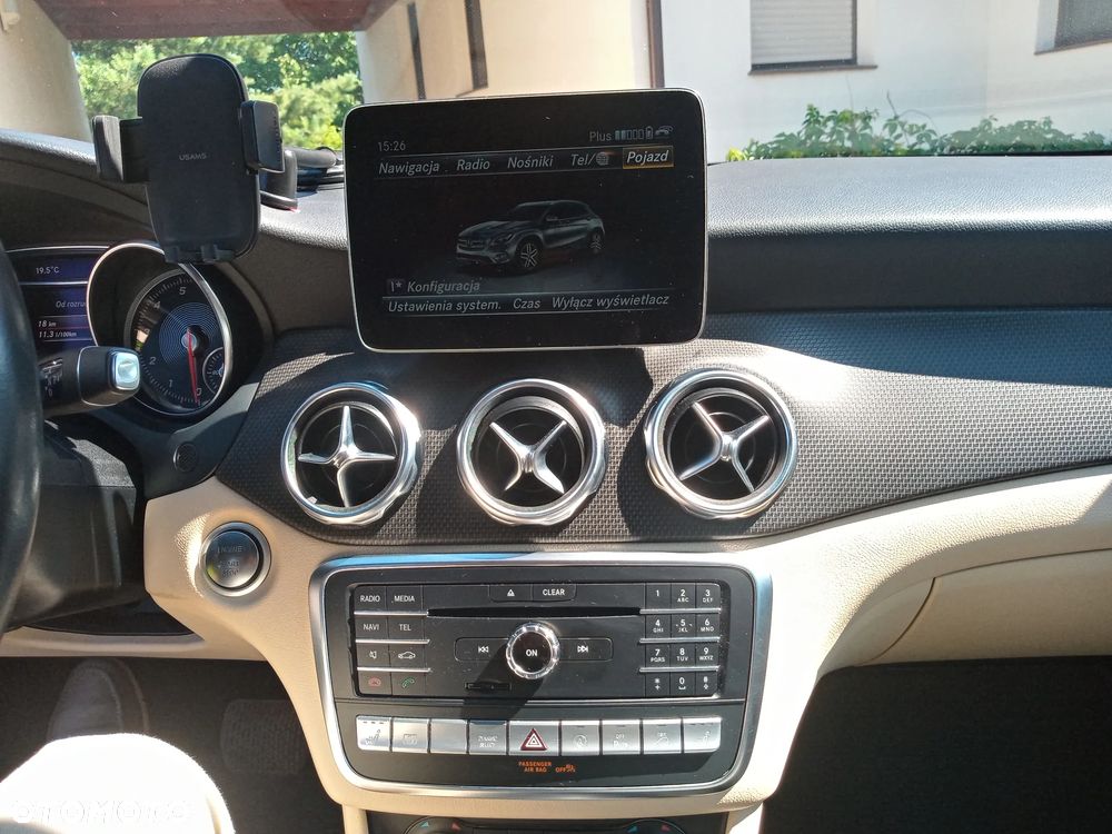 Mercedes-Benz GLA 220 4-Matic - 9