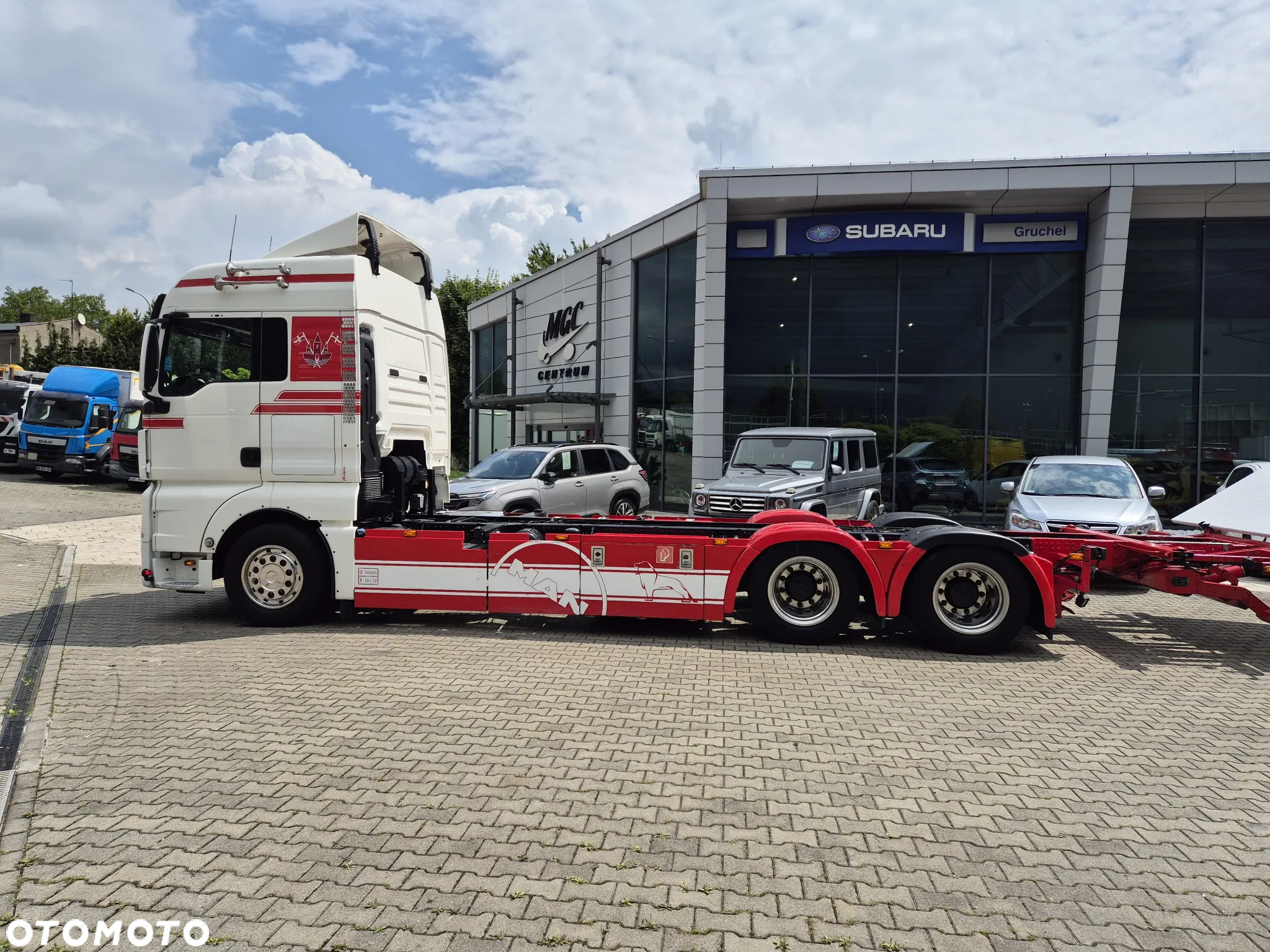 MAN TGX 28.420 6X2-2 LL / ZESTAW DO PRZEWOZU KONTENRÓW / NISKI BDF / DŁUGA RAMA  / NACZEPA HFR KM 20 / SUPER STAN / 1 WŁ  / SYPIALKA 2 ŁÓZKA / EURO 6 - 10
