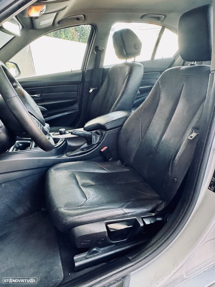 BMW 320 d Pack M - 9