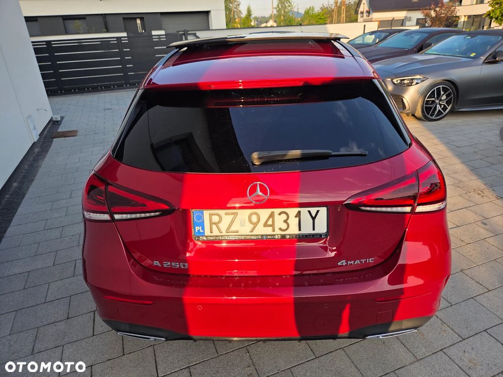 Mercedes-Benz Klasa A 250 4-Matic AMG Line 7G-DCT - 13