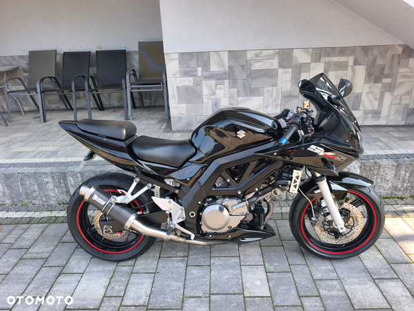 Suzuki SV