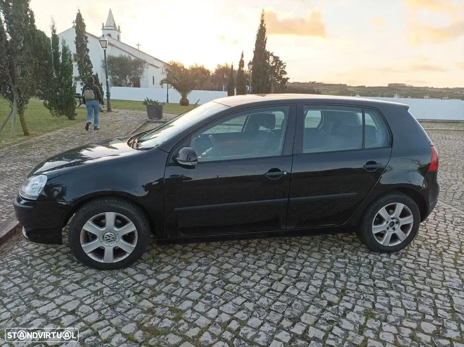 VW Golf 1.9 TDi 6V 4M Confortline - 1