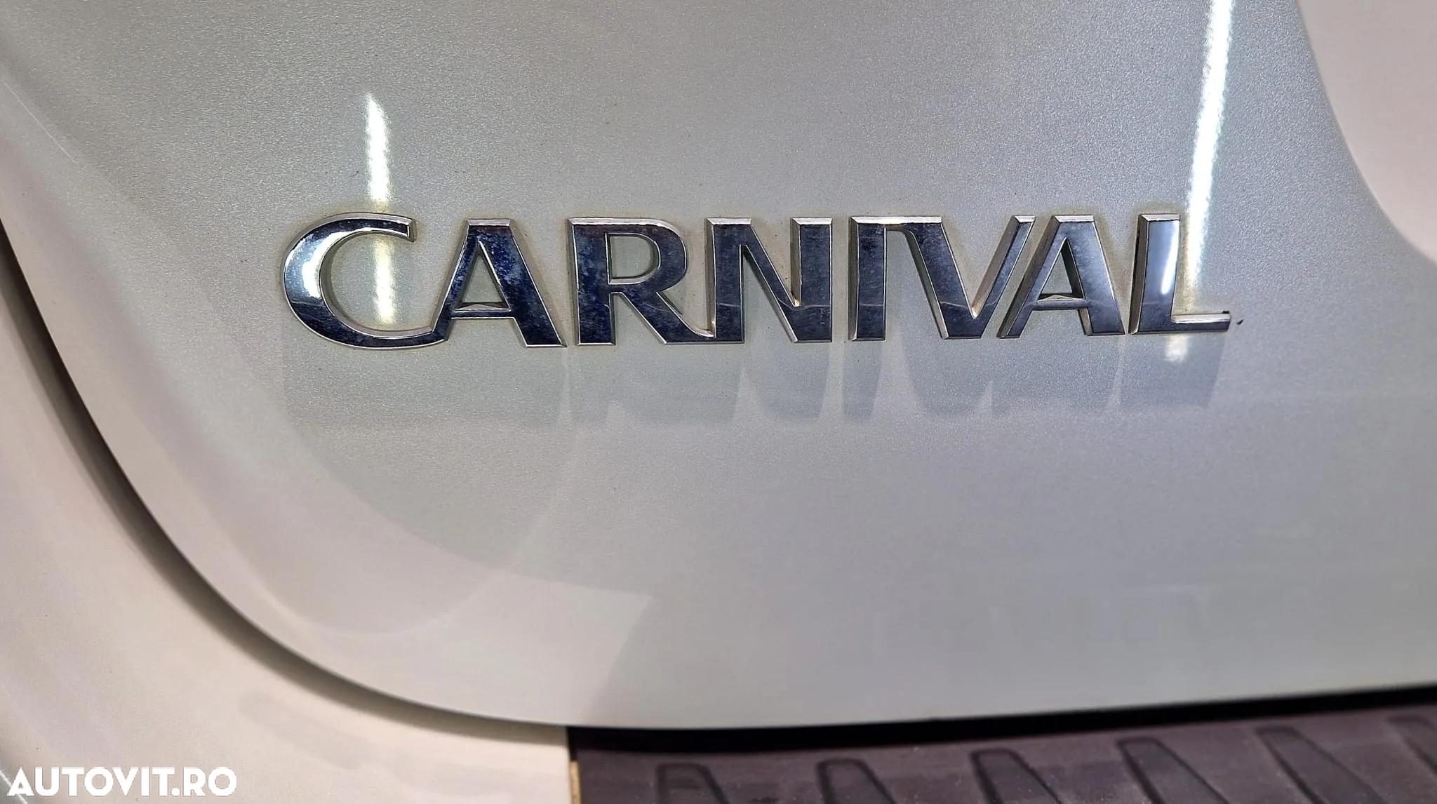 Kia Carnival - 30