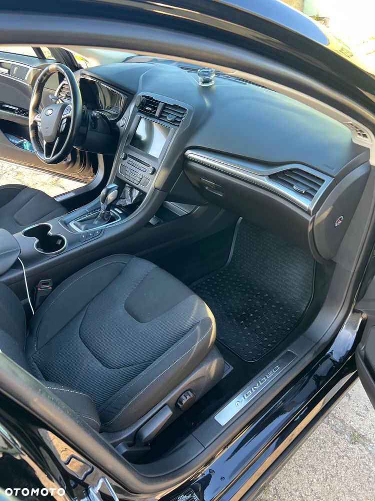 Ford Mondeo 2.0 TDCi Titanium PowerShift - 17