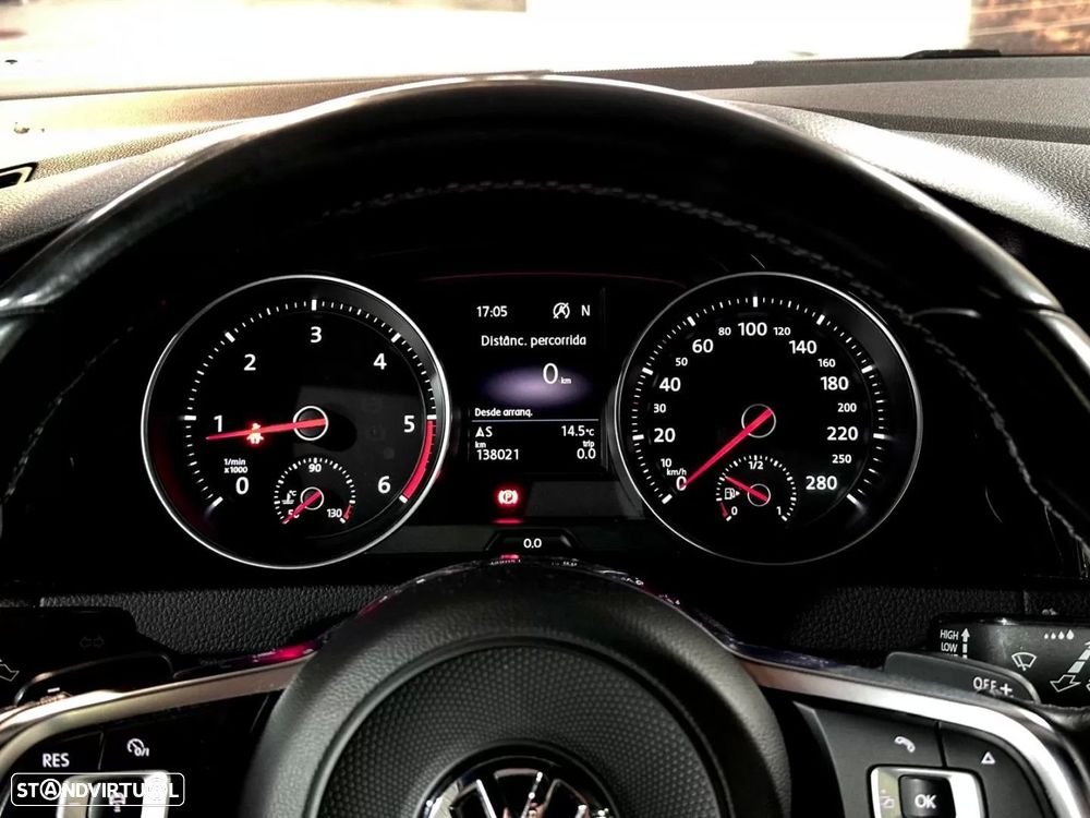 VW Golf Variant 2.0 TDi GTD DSG - 22