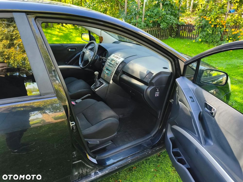 Toyota Corolla Verso 2.0 D-4D Sol 7os - 6