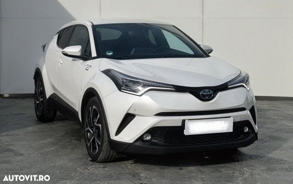 Toyota C-HR Lounge - 2