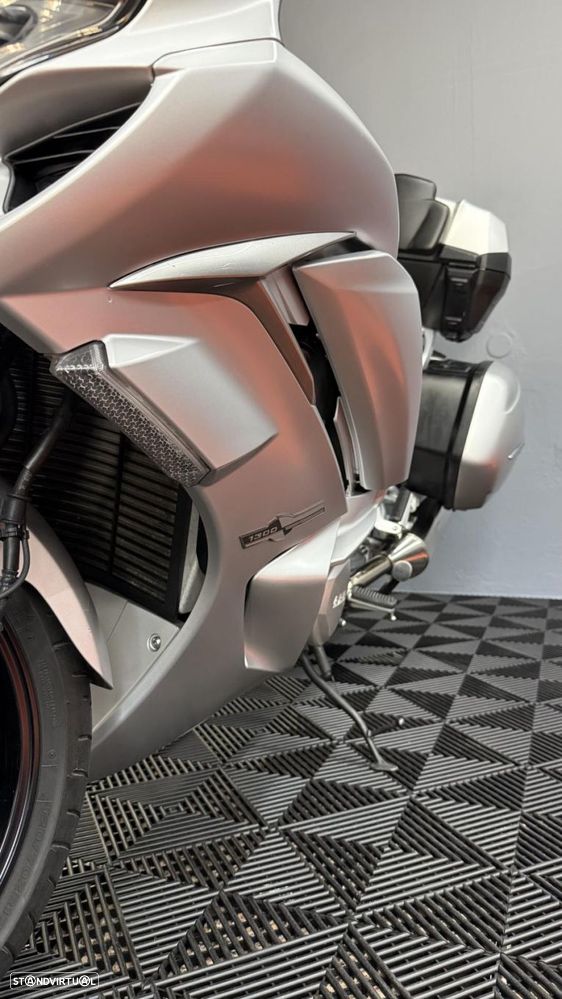 Yamaha FJR Ultimate Edition - 6