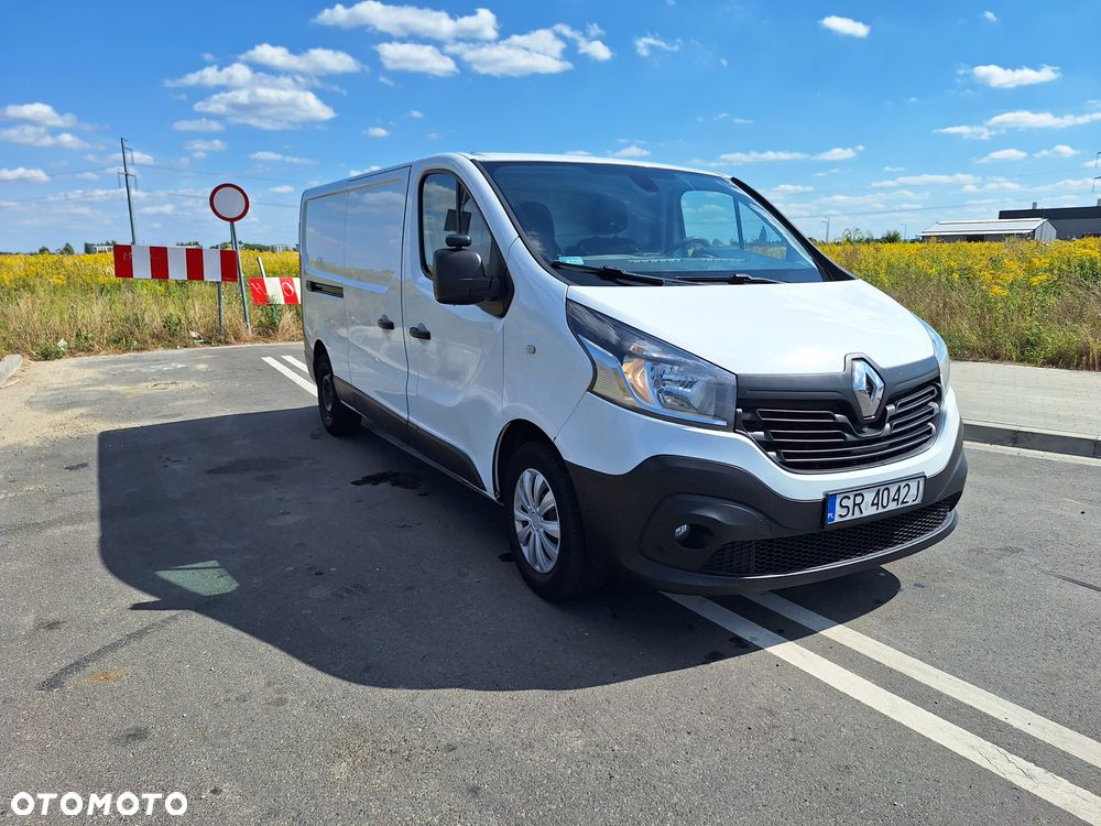 Renault L TRAFIC - 2