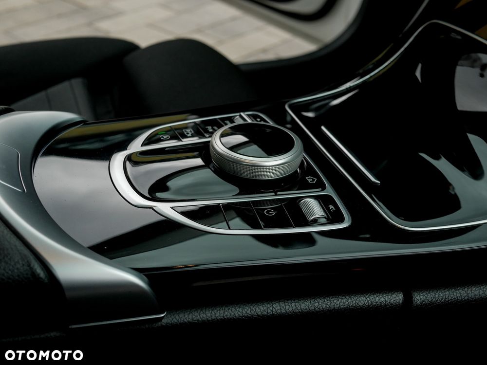 Mercedes-Benz Klasa C 160 9G-TRONIC - 20