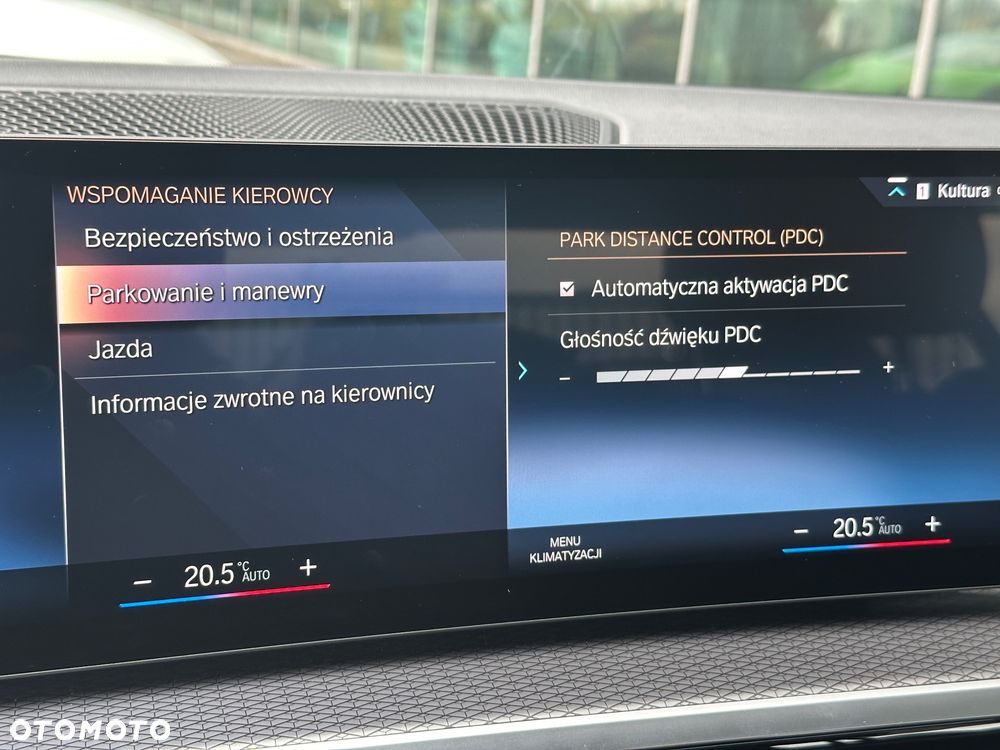 BMW Seria 3 320e M Sport - 33