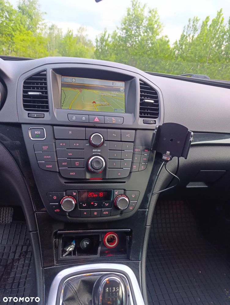 Opel Insignia - 8